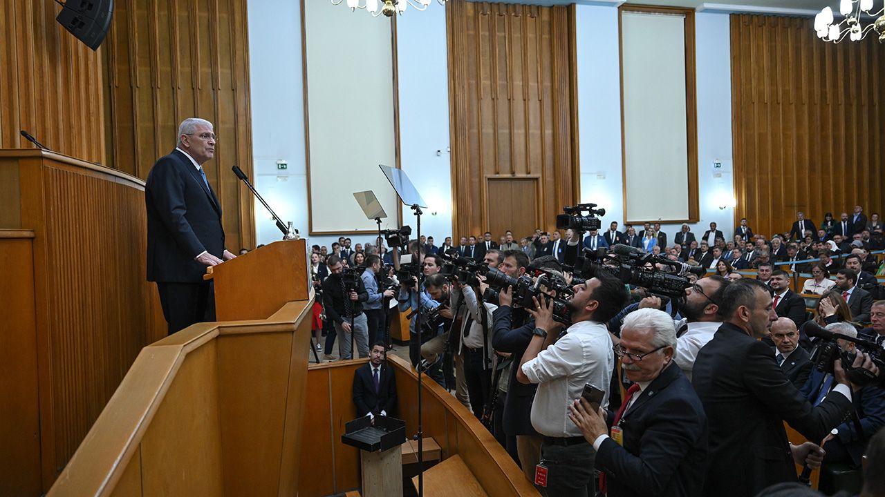 Dervişoğlu'ndan İyi Parti'den ayrılanlara çağrı: Gelin küskünlükleri sonlandıralım Dervişoğlu'ndan İyi Parti'den ayrılanlara çağrı: Gelin küskünlükleri sonlandıralım - 1. Resim