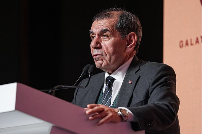 Dursun Özbek'ten Süheyl Batum'un 'peşkeş' sözlerine zehir zemberek cevap! Galatasaray'da seçim öncesi söz düellosu Dursun Özbek'ten Süheyl Batum'un 'peşkeş' sözlerine zehir zemberek cevap! Galatasaray'da seçim öncesi söz düellosu - 1. Resim