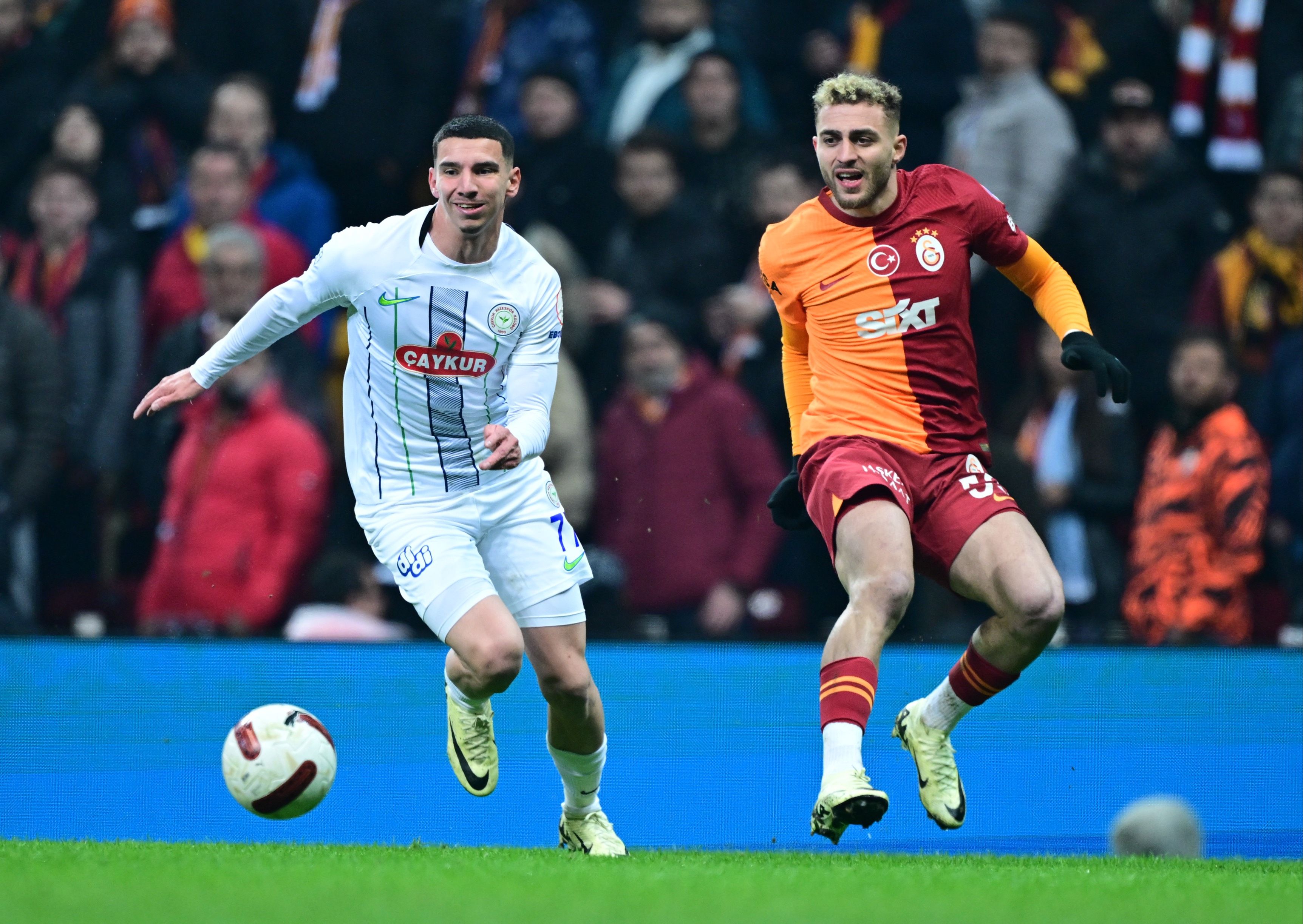 Galatasaray'da yeni sezon öncesi 5 ayrılık! Okan Buruk o isimlerin biletini kesti - 1. Resim