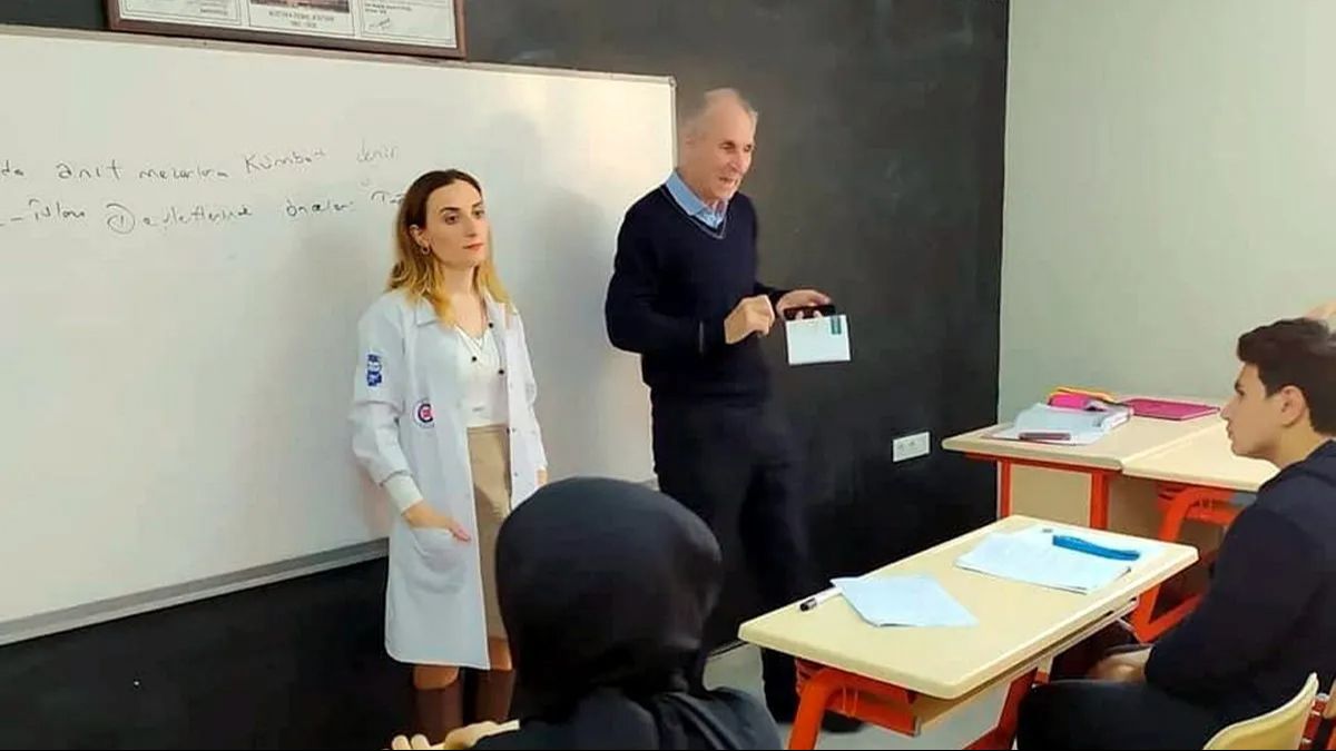 Okul müdürünü silahla vurarak öldüren 17 yaşındaki öğrenci Y.K. tutuklandı - 1. Resim