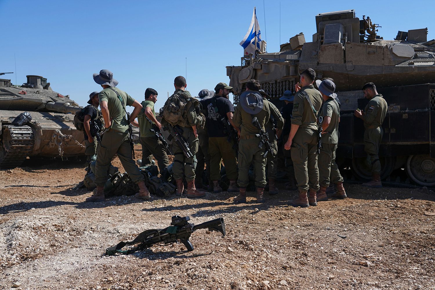 Hamas&rsquo;ın &lsquo;evet&rsquo;i İsrail&rsquo;i şaşırttı! G&ouml;zler Kahire&rsquo;deki ateşkes g&ouml;r&uuml;şmelerinde - 1. Resim