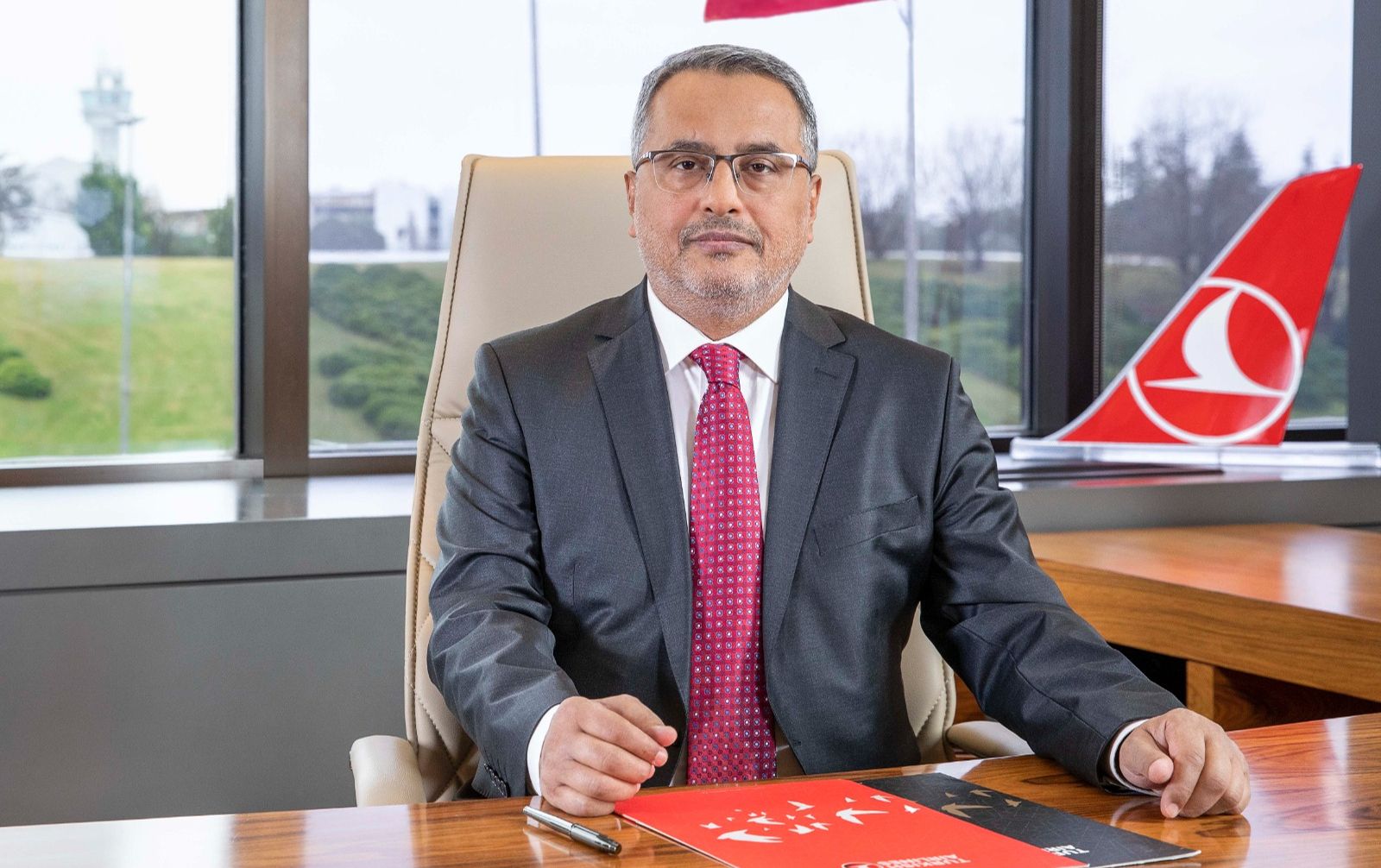 İZLE | Türk Hava Yolları, ünlü teknik direktör Mourinho ile reklam filmi çekti İZLE | Türk Hava Yolları, ünlü teknik direktör Mourinho ile reklam filmi çekti - 2. Resim