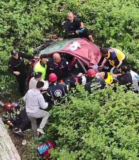 Kocaeli'deki kazada &ouml;l&uuml; sayısı y&uuml;kseldi, gen&ccedil; futbolcu hayatını kaybetti - 1. Resim
