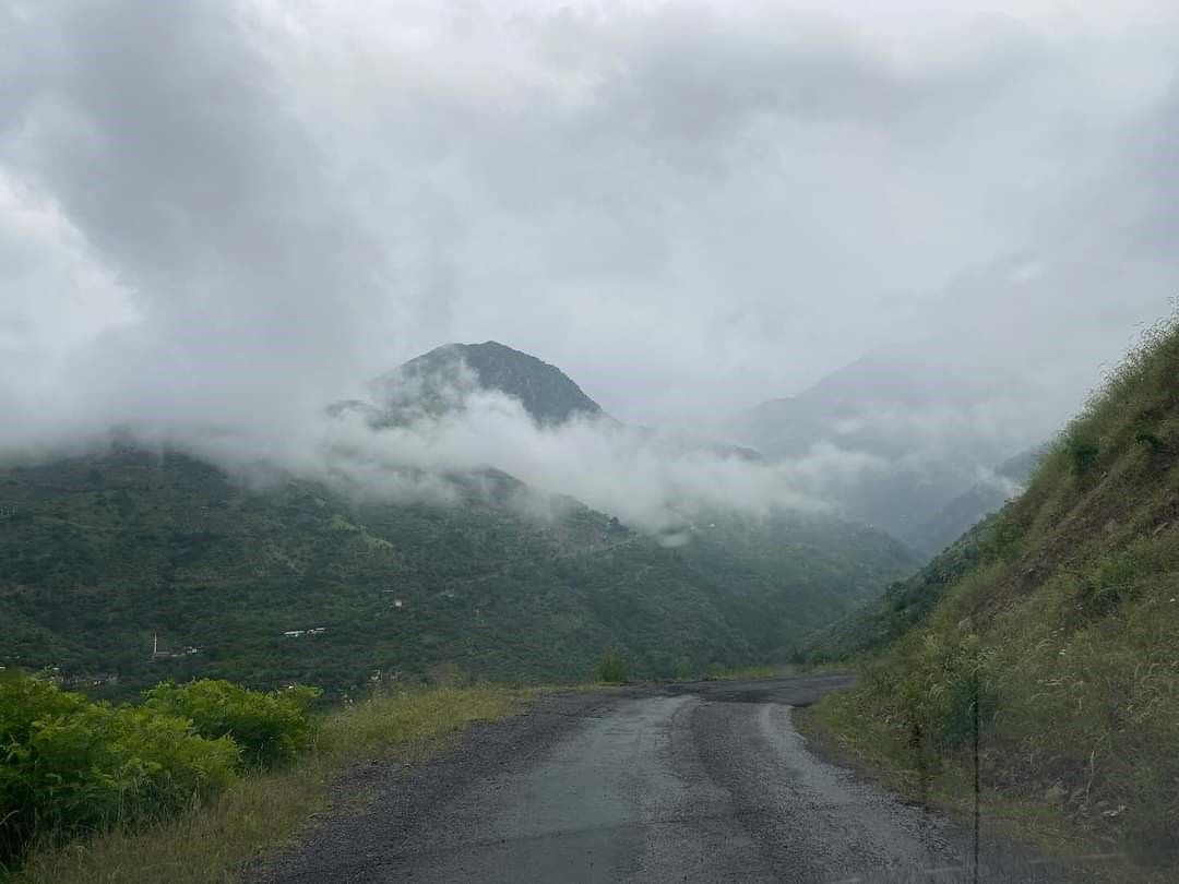 Sis çöktü, kartpostallık görüntüler çıktı Sis çöktü, kartpostallık görüntüler çıktı - 1. Resim