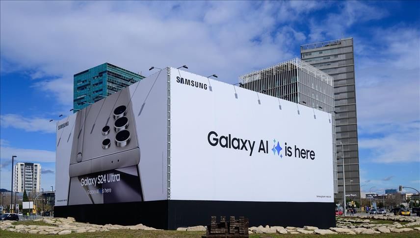 Apple ile Samsung güçlerini birleştiriyor! Yeni katlanabilir iPhone için ekran tedariği konusunda Apple, Samsung ile anlaşmış olabilir! - 1. Resim