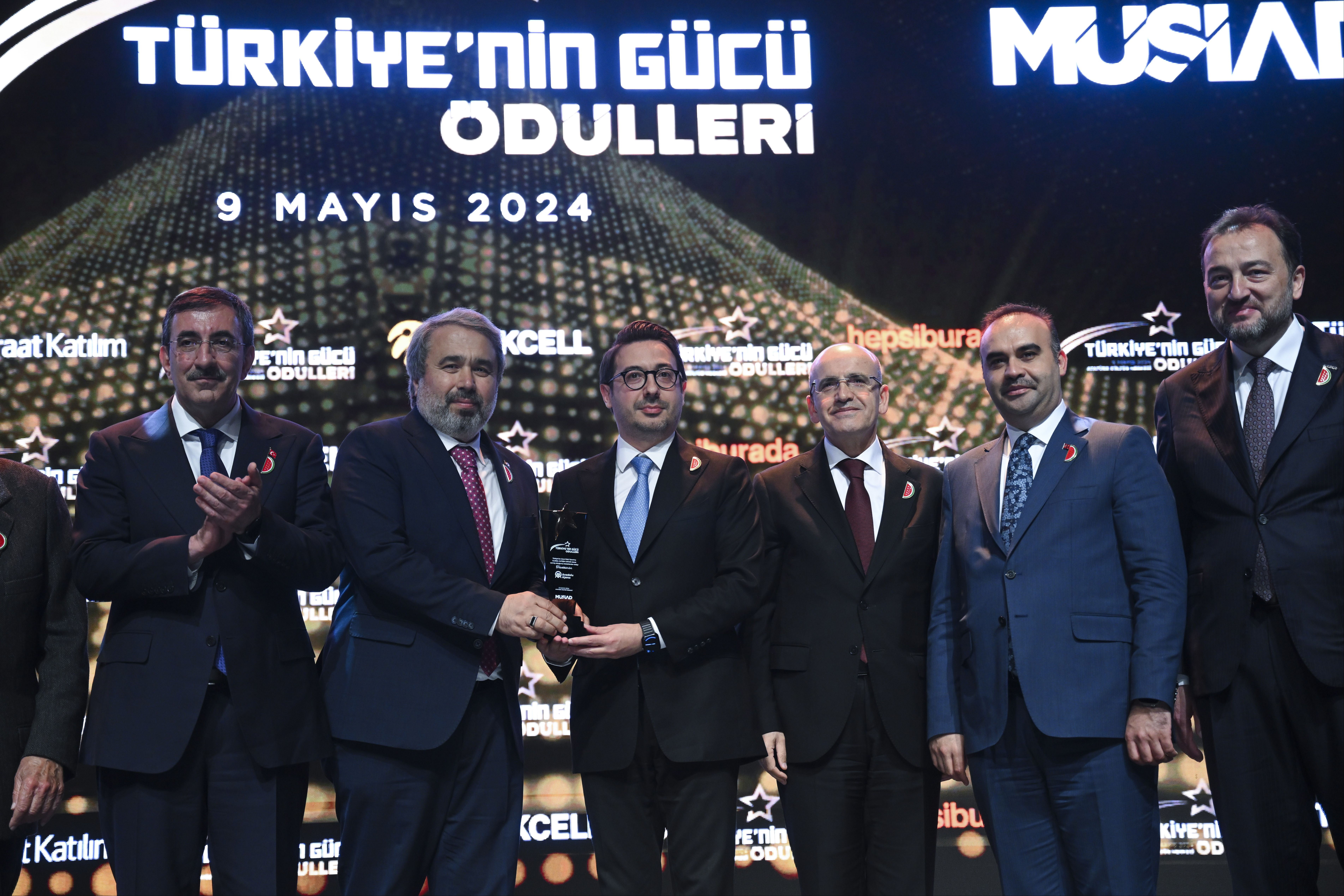 Cevdet Yılmaz: Se&ccedil;imde halkı d&ouml;vize y&ouml;nlendirdiler, şimdi ne oldu? - 1. Resim