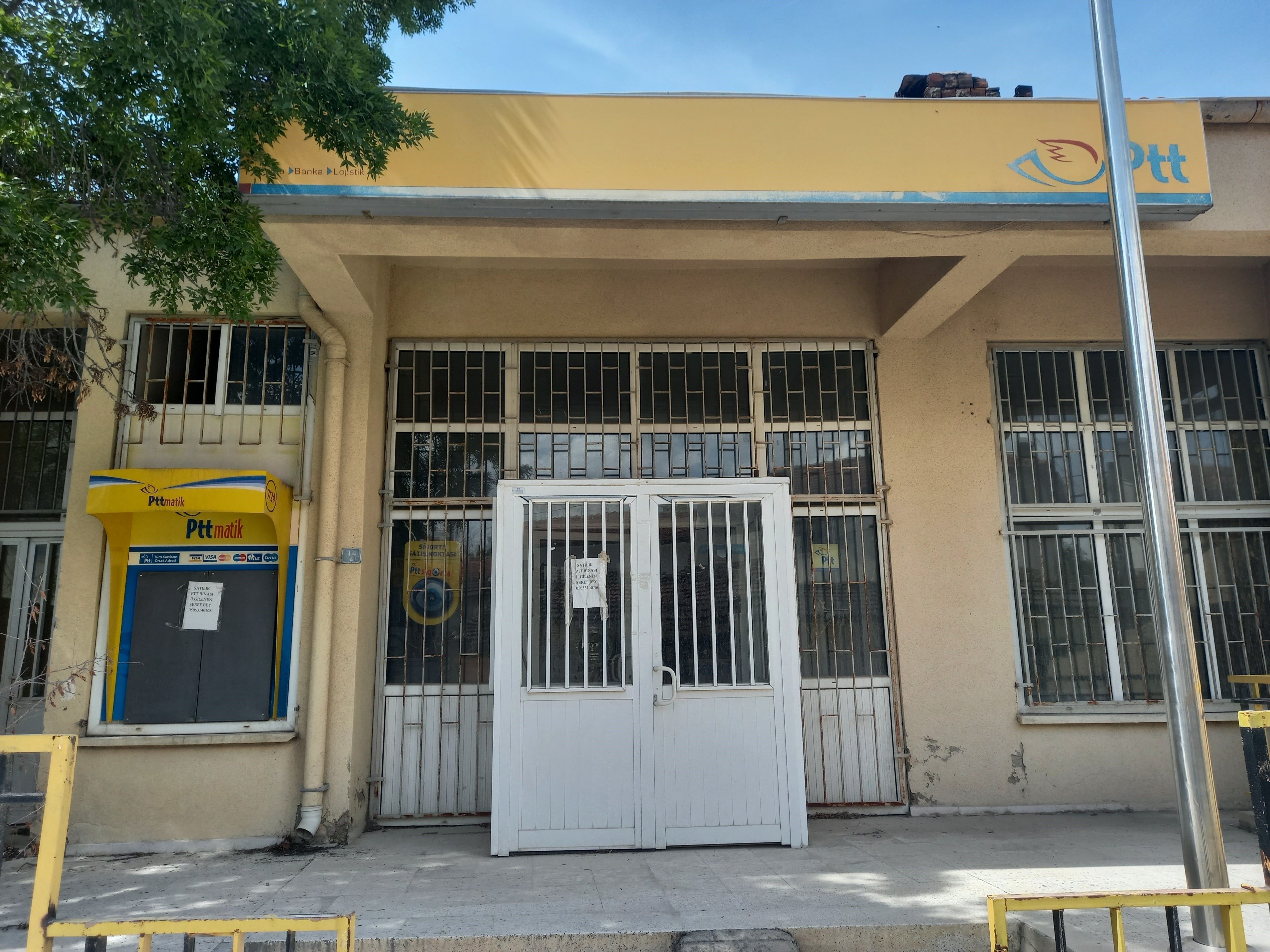Depreme dayanıksız diye boşaltılan PTT binasını satışa çıkardılar Depreme dayanıksız diye boşaltılan PTT binasını satışa çıkardılar - 1. Resim