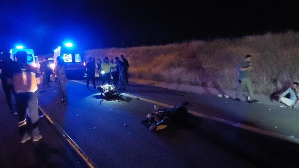 Gaziantep'te iki motosiklet çarpıştı, genç sürücüler canından oldu - 1. Resim