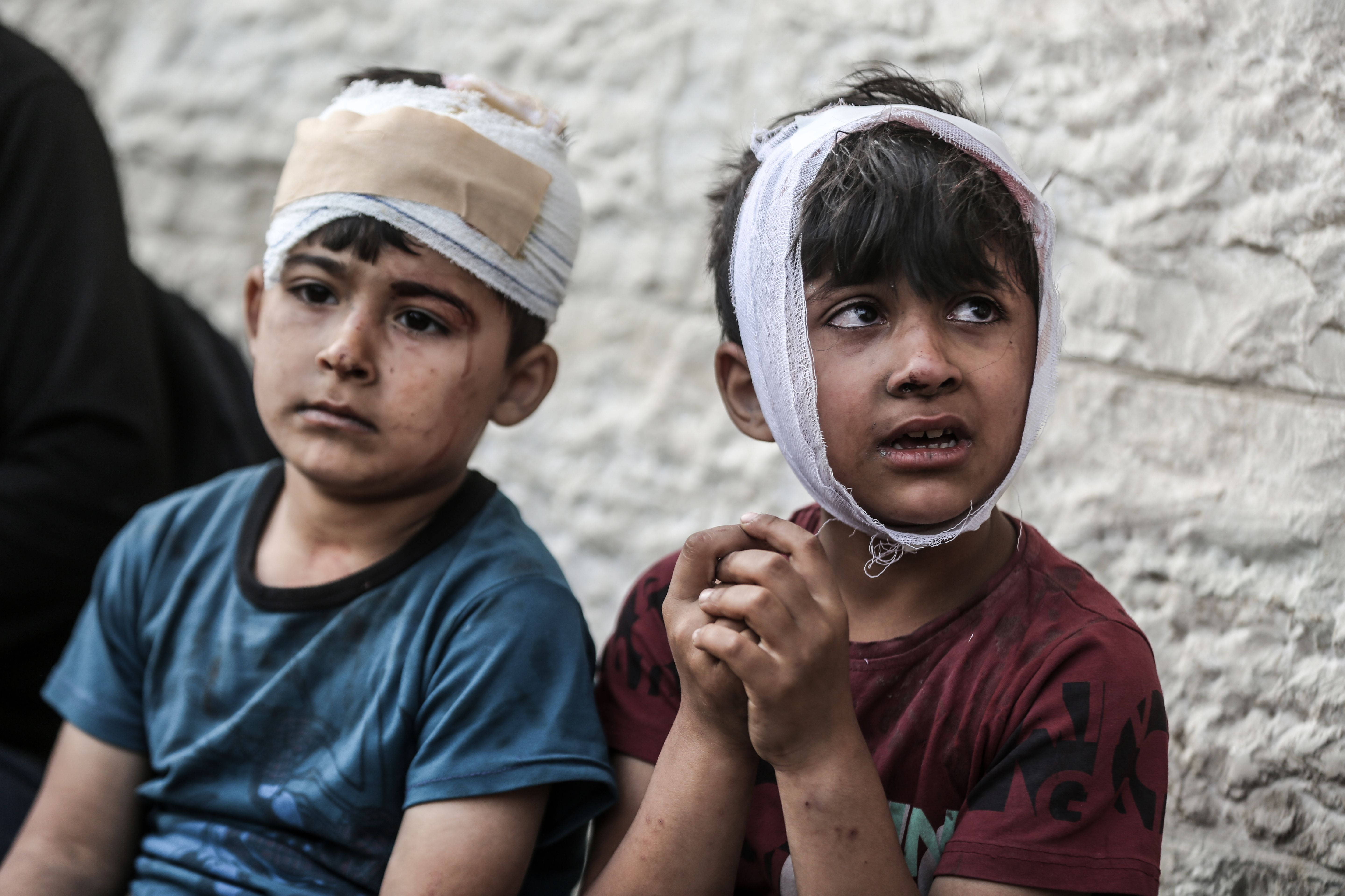 İsrail, Gazze Şeridi'nin orta kesimindeki bölgelere düzenlediği saldırılarda 20 kişiyi katletti İsrail, Gazze Şeridi'nin orta kesimindeki bölgelere düzenlediği saldırılarda 20 kişiyi katletti - 2. Resim