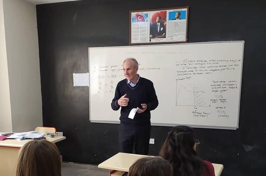 Öğrencisi tarafından öldürülen okul müdürünün son görüntüleri ortaya çıktı Öğrencisi tarafından öldürülen okul müdürünün son görüntüleri ortaya çıktı - 2. Resim