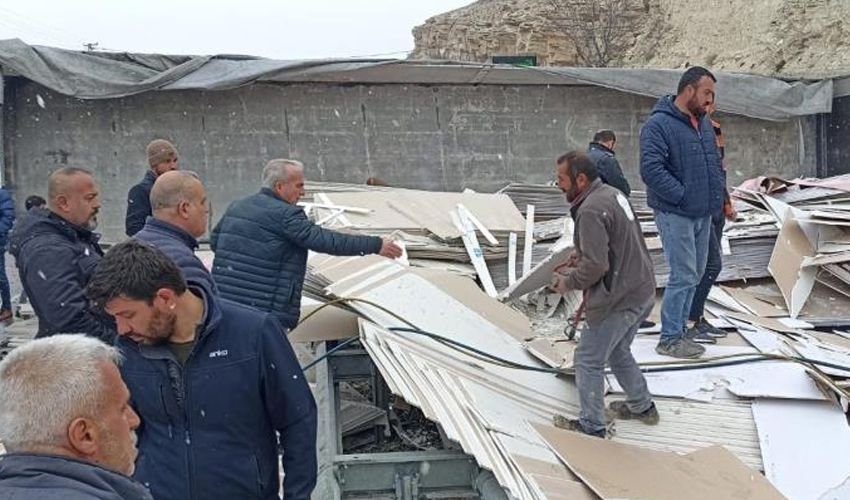 Yağış nedeniyle kayganlaşan yolda kaza: 3 kişi can verdi - 2. Resim