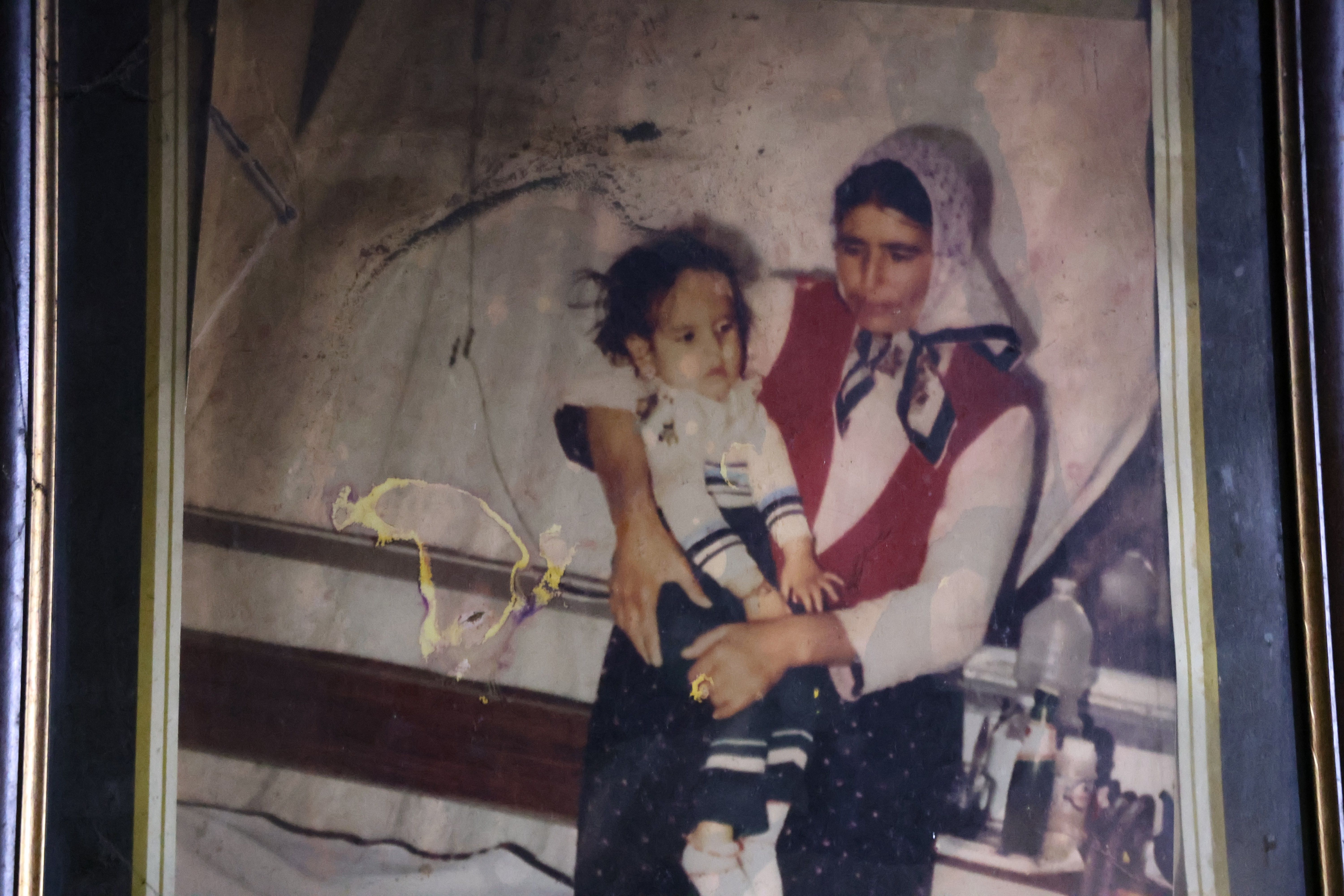 Eşe ninenin zorlukları aşan evlat sevgisi... "40 yıldır uyumadan başında bekliyorum" - 4. Resim