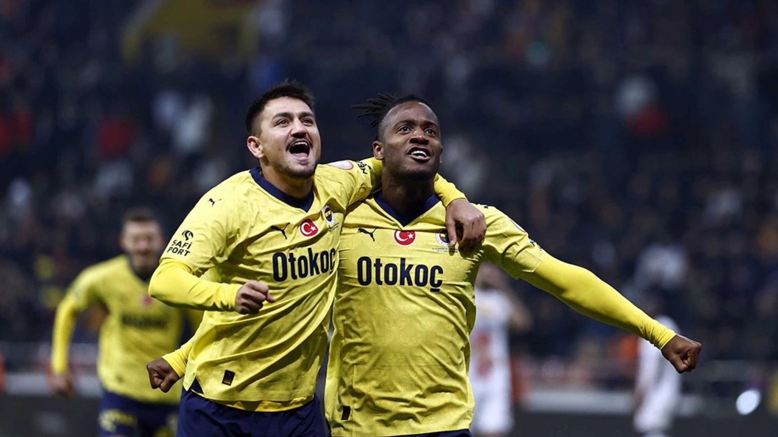 Fenerbahçe yarış bitmedi dedi! Kanarya, Kayserispor engelini rahat geçti Fenerbahçe - Kayserispor CANLI | Süper Lig'de şampiyonluk belli oluyor - 1. Resim