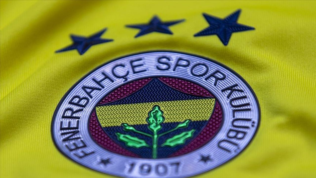 Fenerbahçe&#039;nin şampiyon olmak için bütün maçları kazanması, Galatasaray&#039;ın ise kaybetmesi gerekiyor