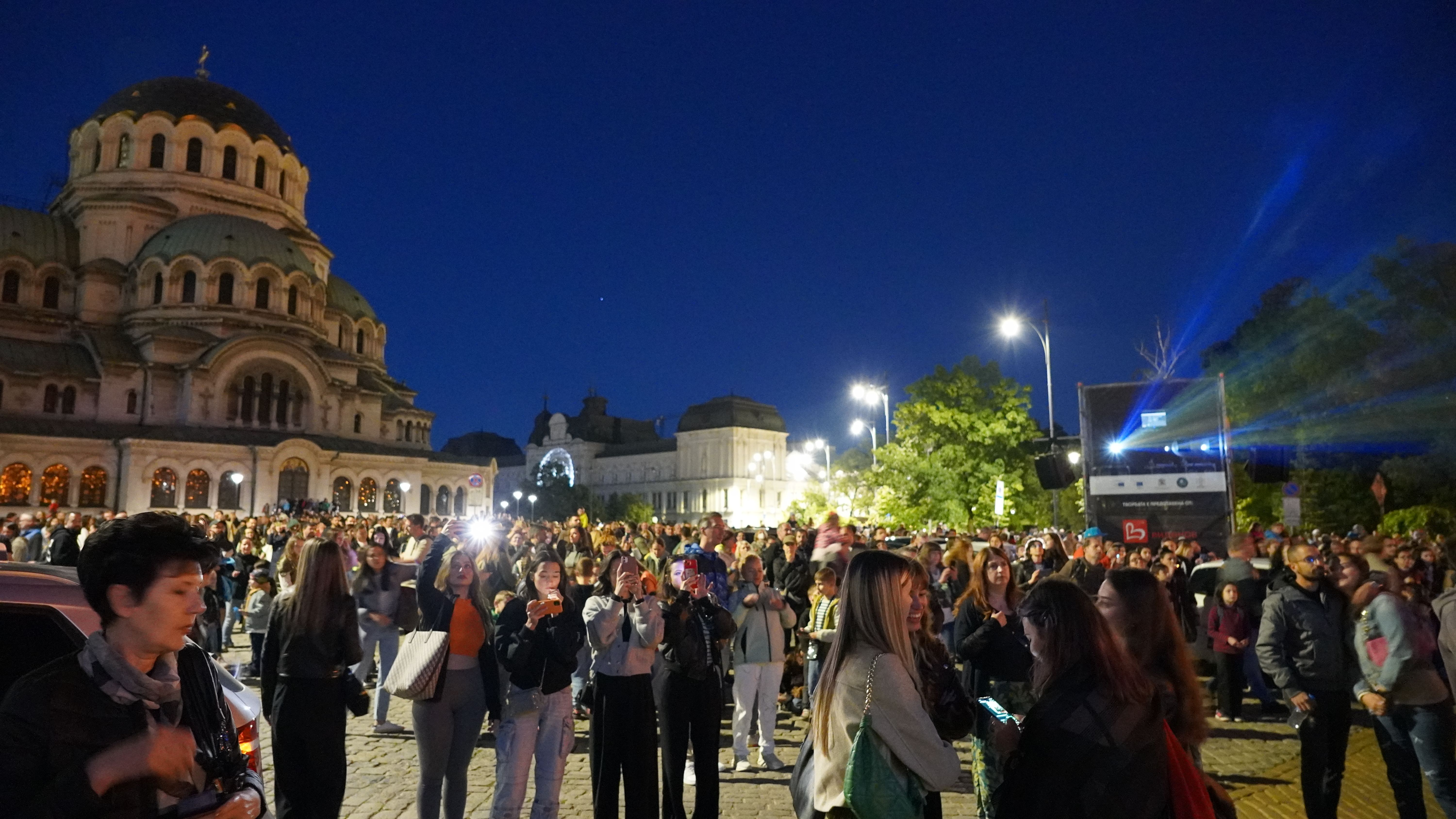 Işık festivali şehrin çehresini değiştirdi! Bulgaristan'da gelenek haline geldi Işık festivali şehrin çehresini değiştirdi! Bulgaristan'da gelenek haline geldi - 4. Resim