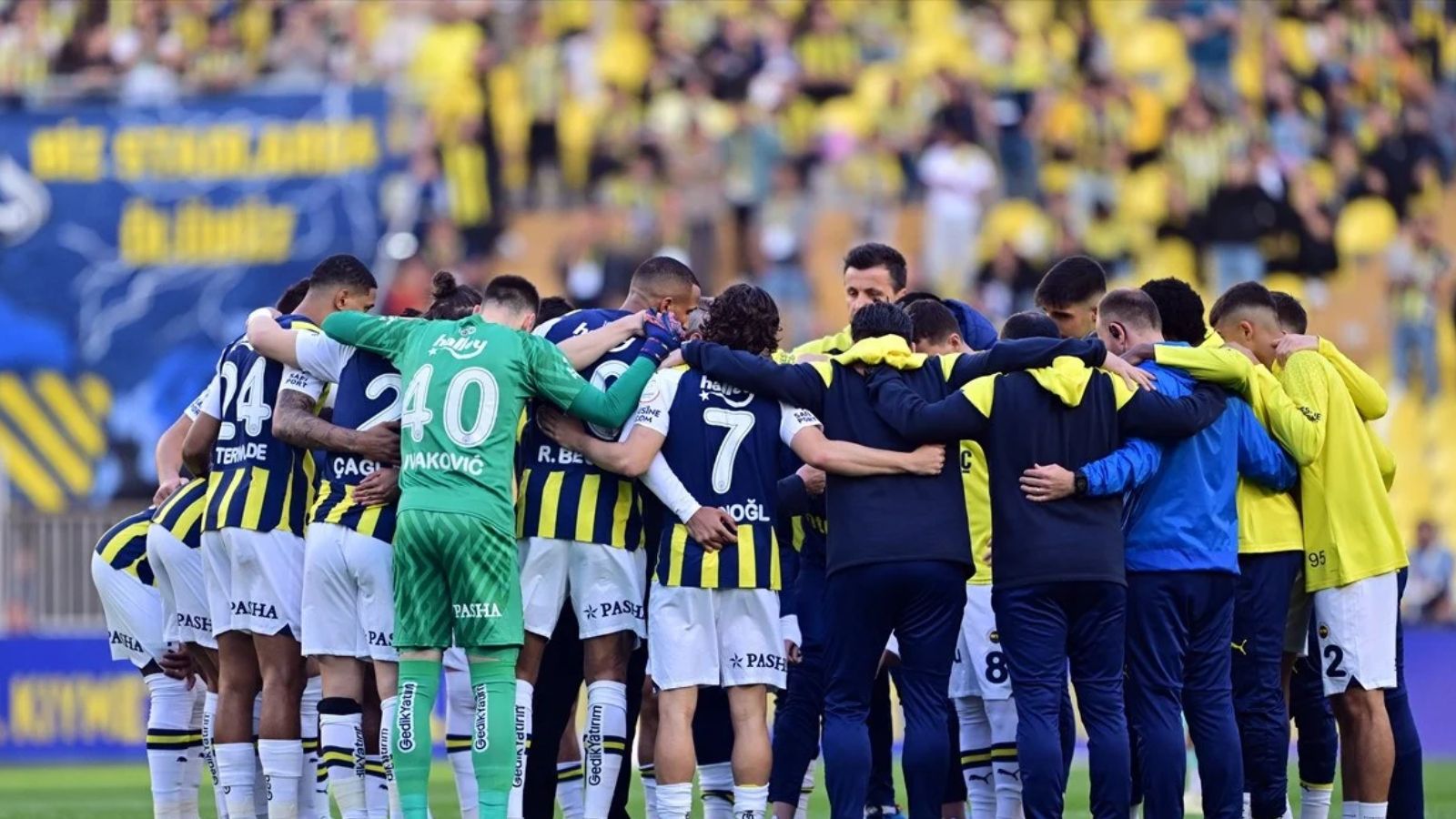 İsmail Kartal derbi &ouml;ncesi iddialı konuştu! Ma&ccedil; &ouml;ncesi yaptığı motivasyon konuşmasını anlattı - 1. Resim