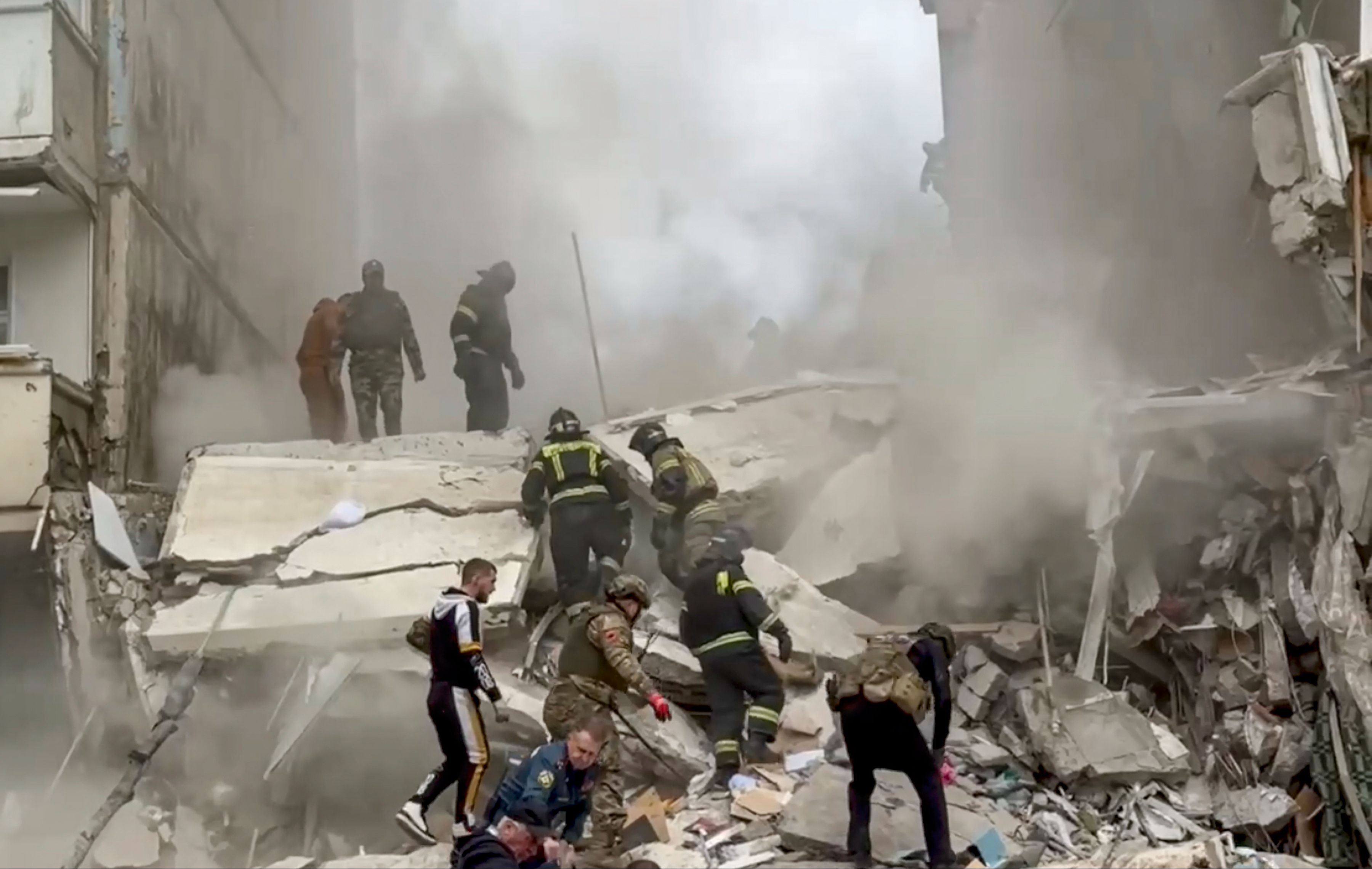 Ukrayna savaş uçakları Rusya'yı bombaladı! Belgorod’da ölü ve yaralılar var - 1. Resim