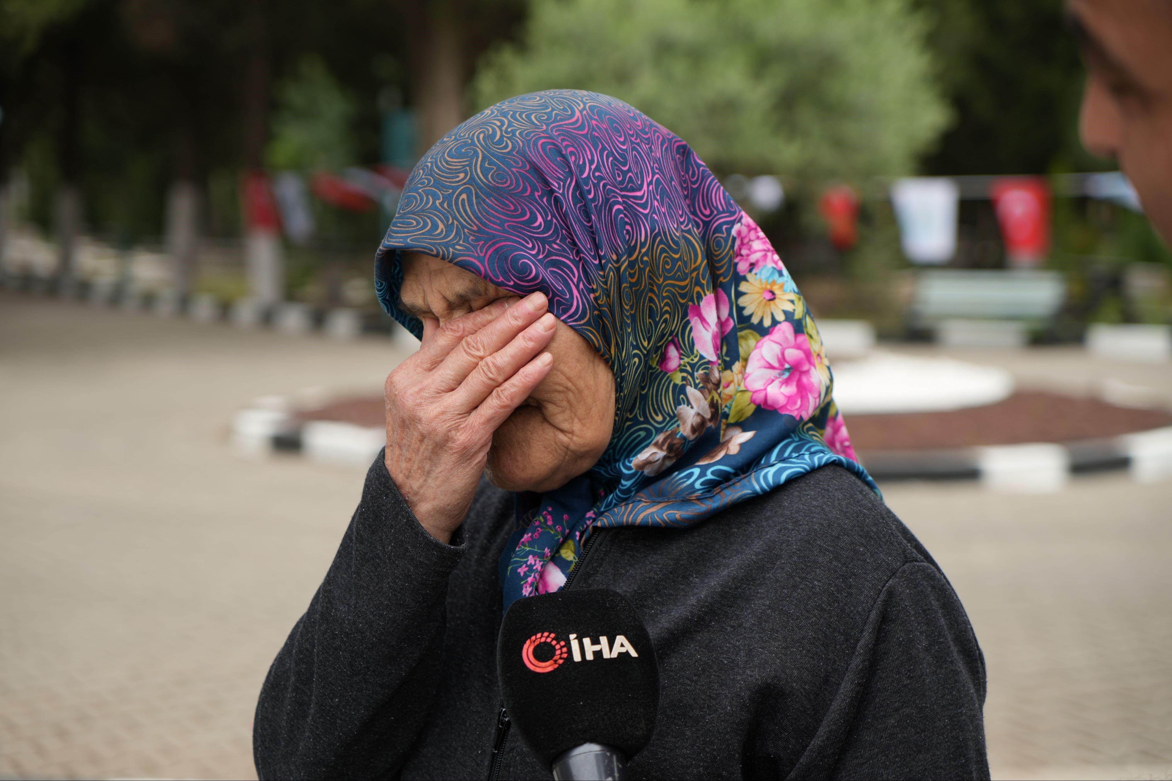 301 madenci için şehitliğe akın: Soma'nın gözyaşları 10. yılında 301 madenci için şehitliğe akın: Soma'nın gözyaşları 10. yılında - 2. Resim