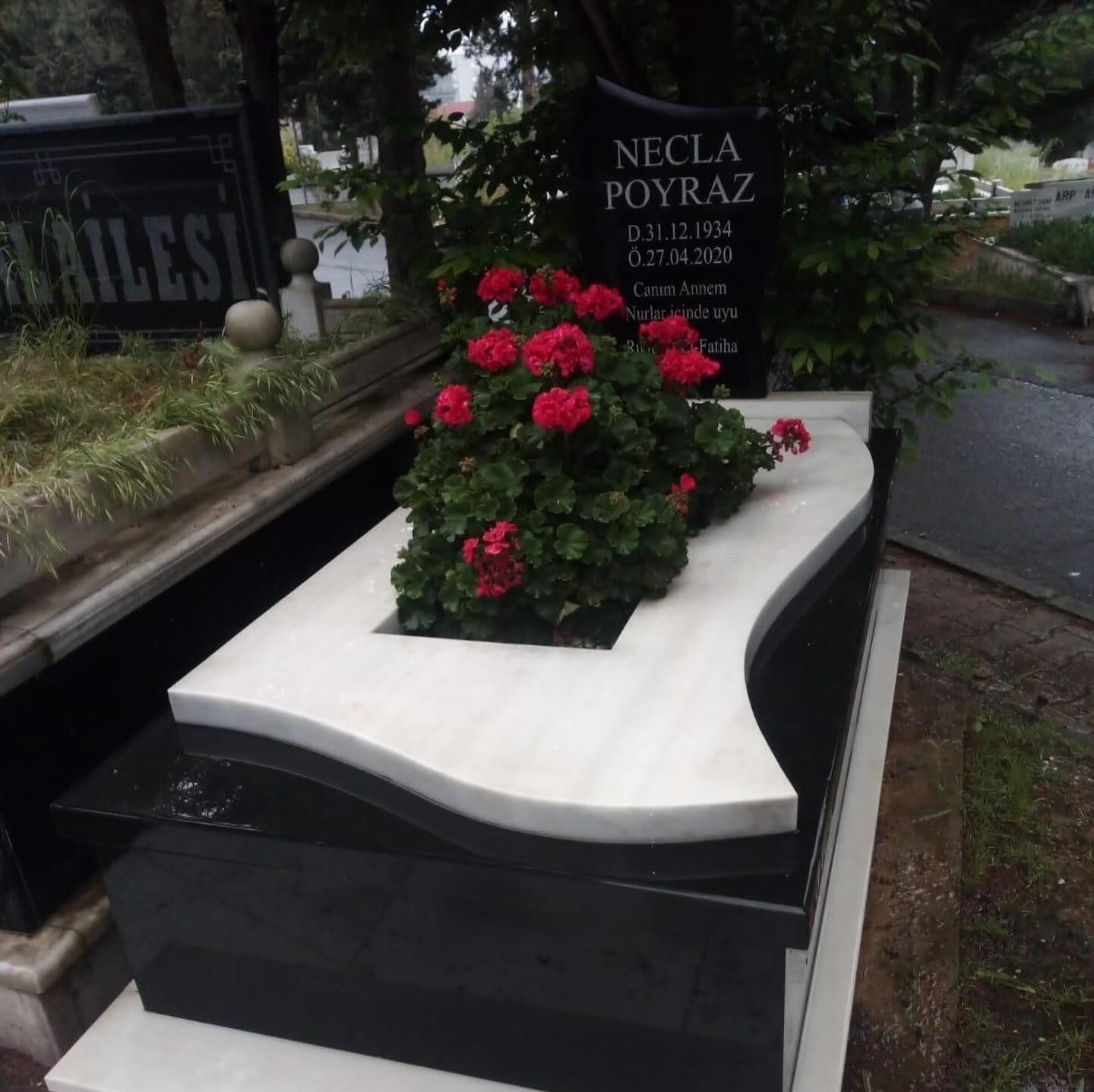 Asansörlü mezar açıklamasıyla şaşırtmıştı! Bülent Ersoy’un vasiyeti ortaya çıktı Asansörlü mezar açıklamasıyla şaşırtmıştı! Bülent Ersoy’un vasiyeti ortaya çıktı - 1. Resim