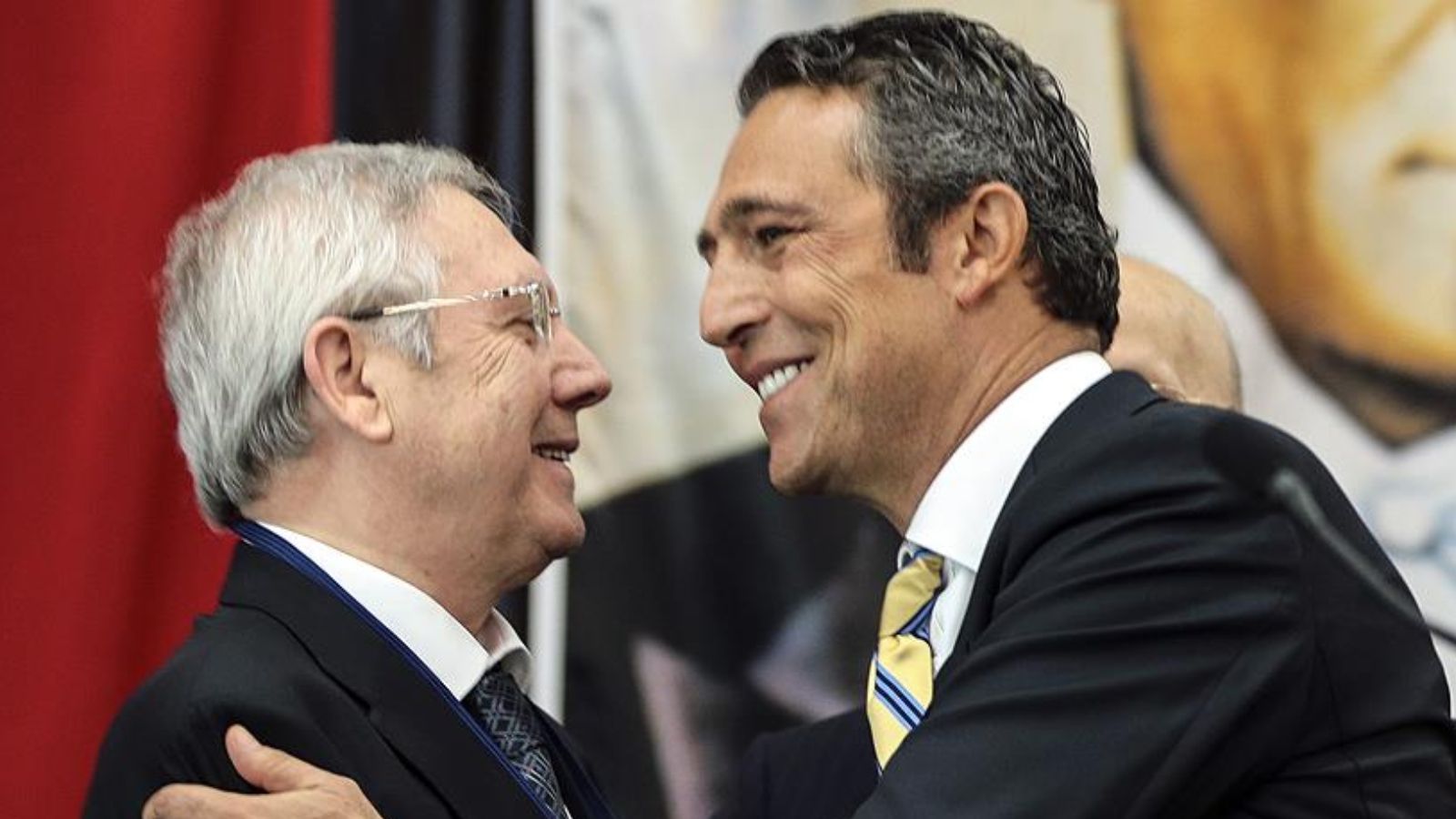 Aziz Yıldırım, Fenerbahçe başkanlığına aday olduğunu duyurdu Aziz Yıldırım kararını verdi! Bu hafta resmen açıklaması bekleniyor - 1. Resim