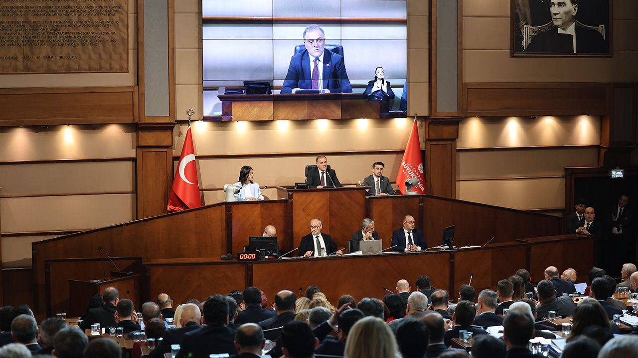 İBB Meclisi'nde 'Deniz Gezmiş' tartışması! O ifadeleri kullanınca... İBB Meclisi'nde 'Deniz Gezmiş' tartışması - 1. Resim
