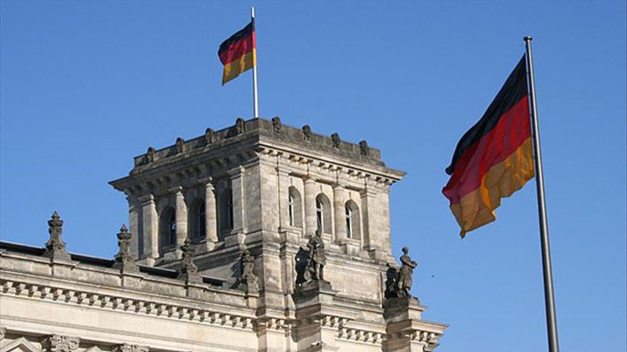 Lenovo'nun telefon markası Motorola Almanya'da yasaklandı! Lenovo'nun telefon markası Motorola Almanya'da yasaklandı! - 1. Resim