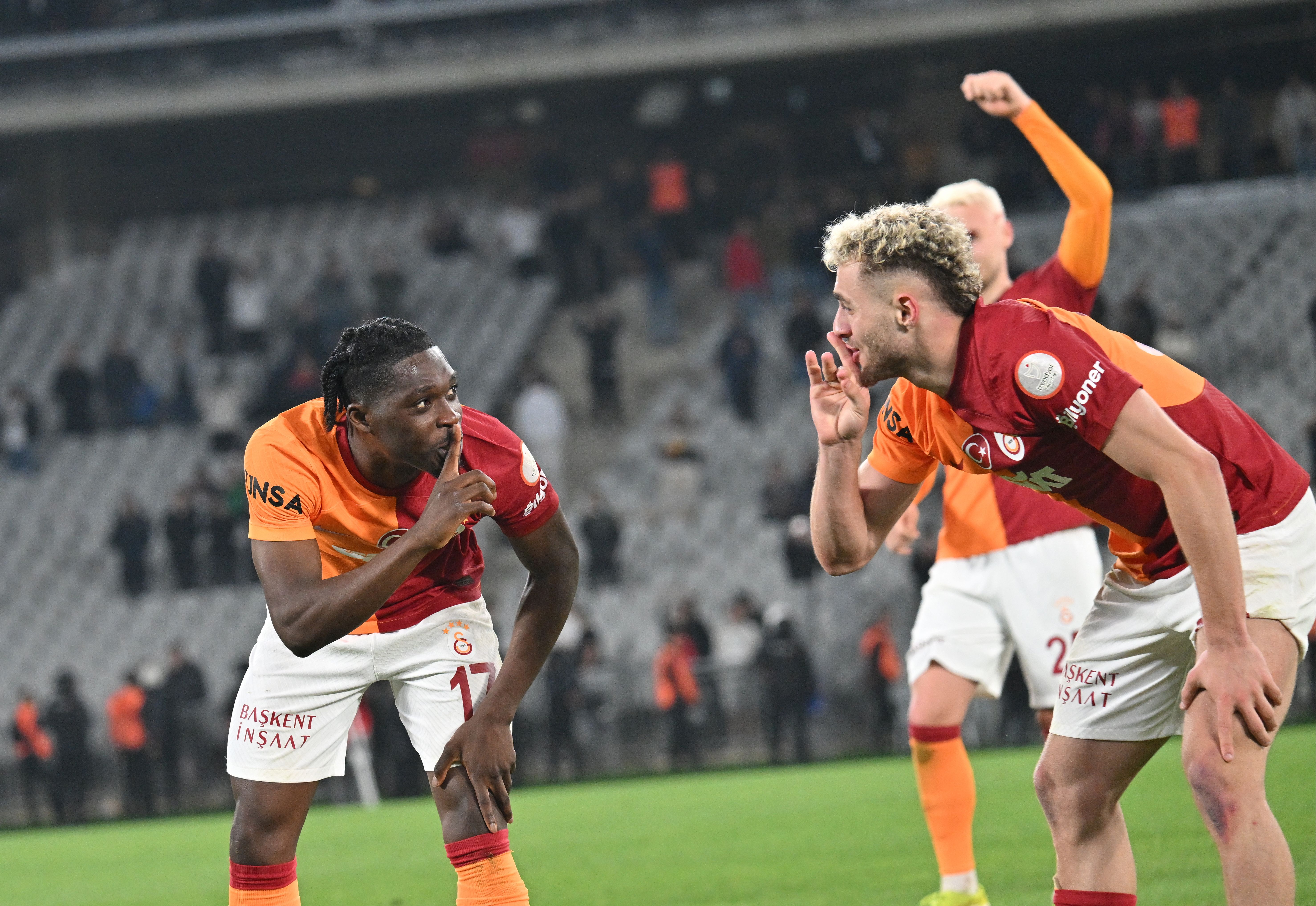 Okan Buruk'tan şampiyonluk ve Fenerbahçe açıklaması Okan Buruk'tan şampiyonluk ve Fenerbahçe açıklaması - 1. Resim