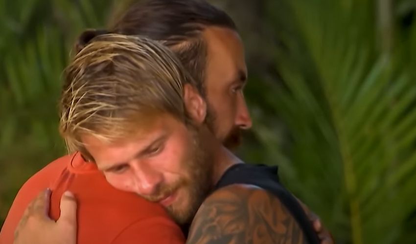 Survivor’da şaşırtan veda: Favori isim elendi! ‘Başım dik şekilde gideceğim’ Survivor’da şaşırtan veda: Favori isim elendi! ‘Başım dik şekilde gideceğim’ - 2. Resim