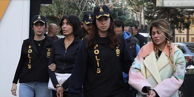 Bahar ve Nihal Candan kardeşler hakkında istenen ceza belli oldu Bahar ve Nihal Candan kardeşler hakkında istenen ceza belli oldu - 1. Resim