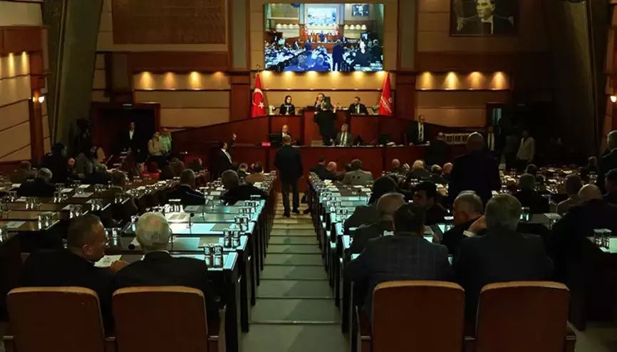 İstanbul'da suya zam geldi! İBB'de AK Parti-CHP tartışması damga vurdu İstanbul'da suya zam geldi! İBB'den faturada yüzde 36 artış kararı - 1. Resim