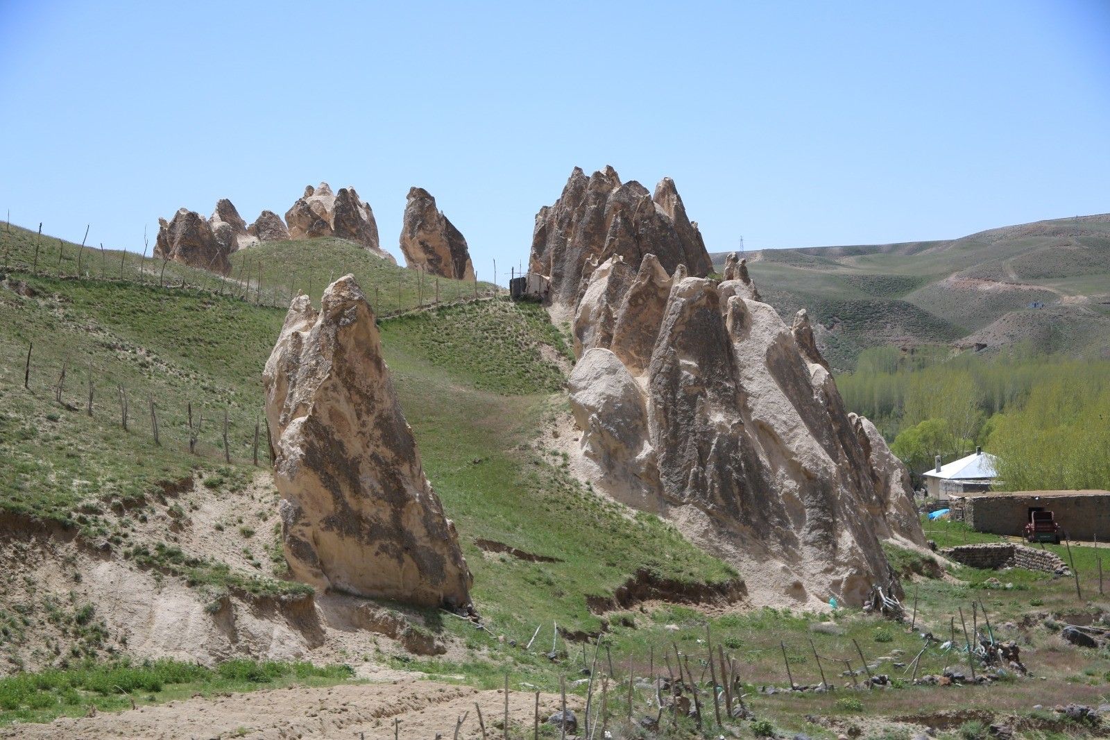 Kapadokya değil Vanadokya! Gezenler hayretini gizleyemiyor - 3. Resim