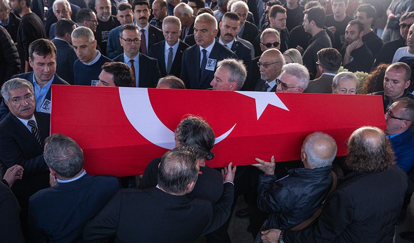Duayen sanatçı Ayten Gökçer’e veda! ‘Bütün sevenlerinden ricam üzülmeyin’ Duayen sanatçı Ayten Gökçer’e veda! ‘Bütün sevenlerinden ricam üzülmeyin’ - 8. Resim