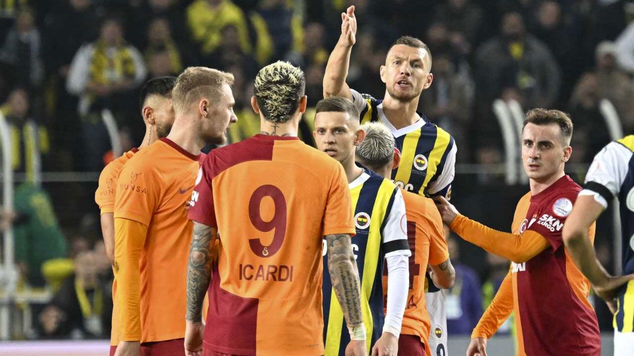 Derbinin hakemi belli oldu! Galatasaray - Fenerbahçe maçına sürpriz atama