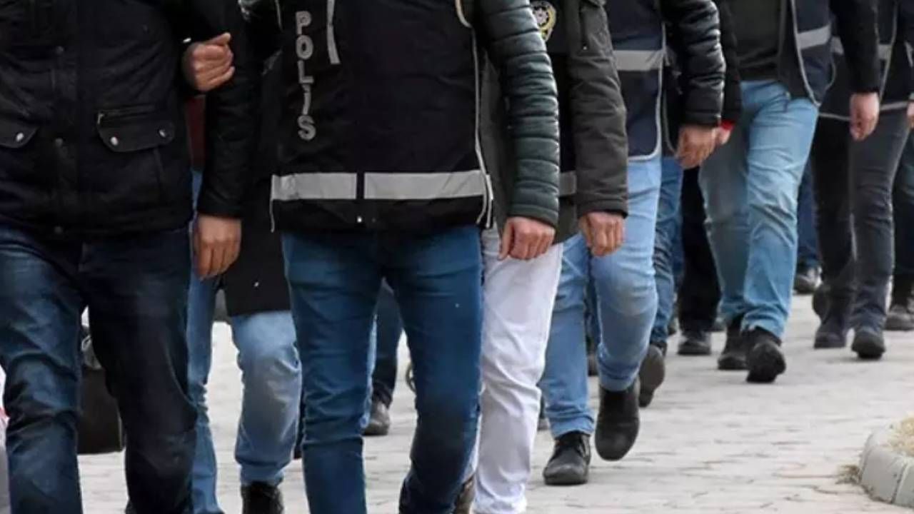 İstanbul&#039;da DEAŞ operasyonu: 9 şüpheli gözaltında