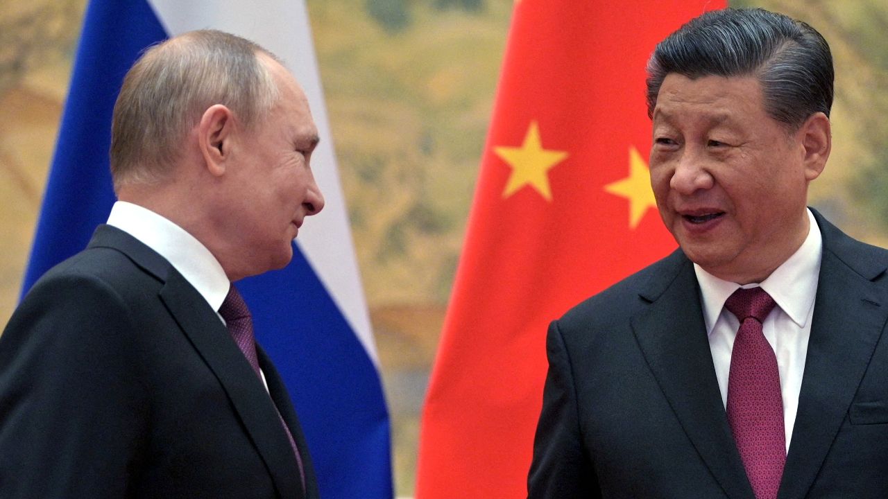 Putin&#039;den Çin&#039;e üst düzey ziyaret... Batı&#039;ya karşı birleştiler!