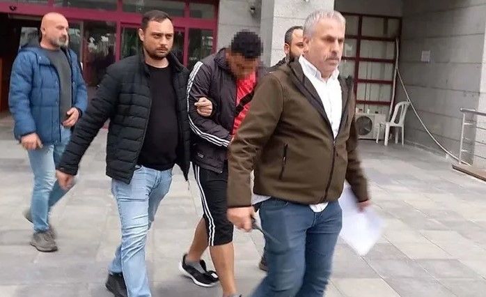 Bıçaklanarak öldürülmüştü! Ata'nın katilinin babası da tutuklandı Bıçaklanarak öldürülmüştü! Ata'nın katilinin babası da tutuklandı - 1. Resim