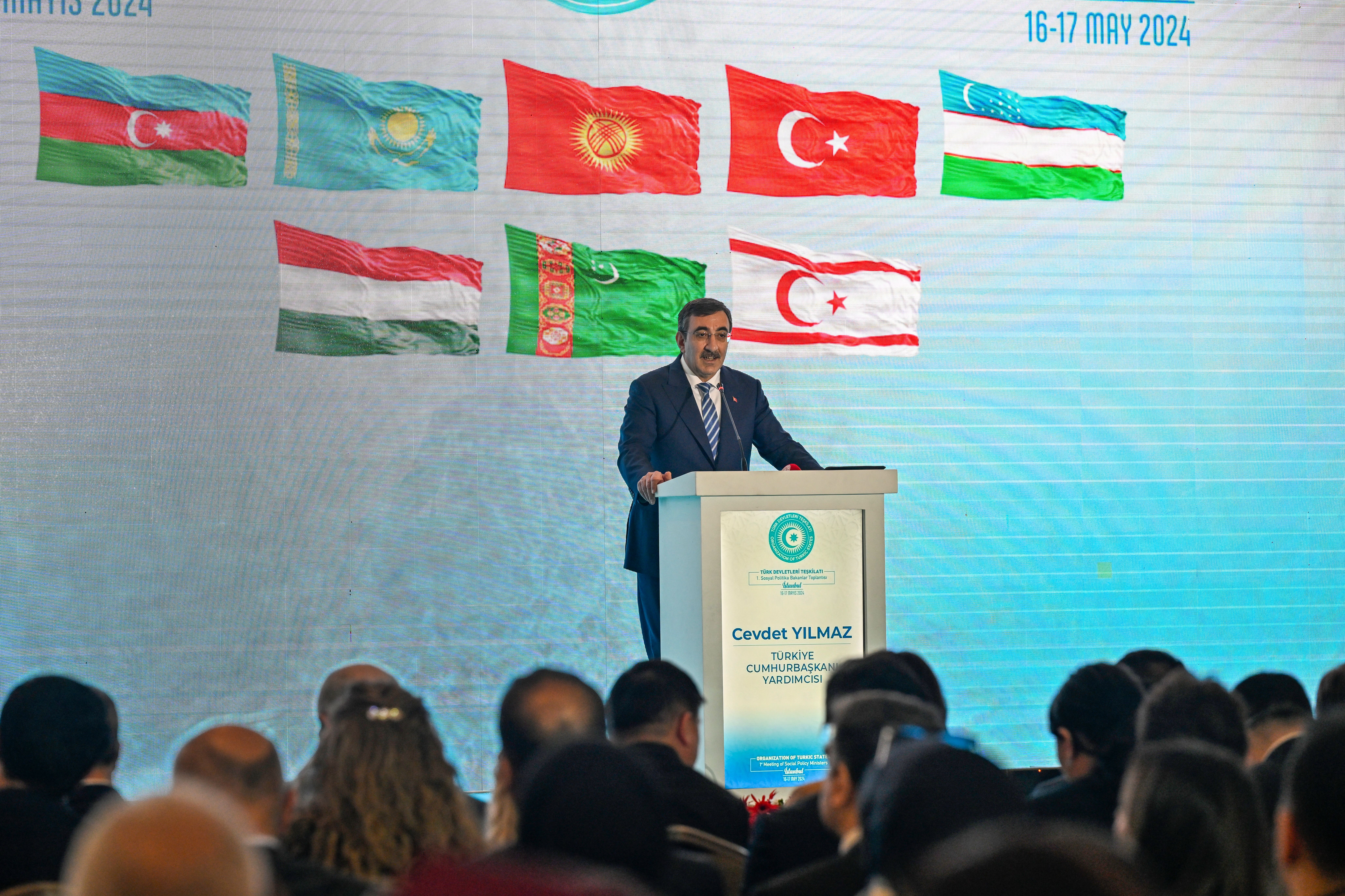 Cevdet Yılmaz'dan aile mesajı:  Cevdet Yılmaz'dan aile mesajı: