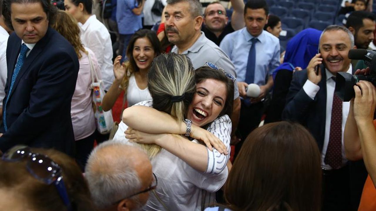 MEB, 20 bin öğretmen ataması için başvuru tarihini duyurdu | Türkiye  Gazetesi