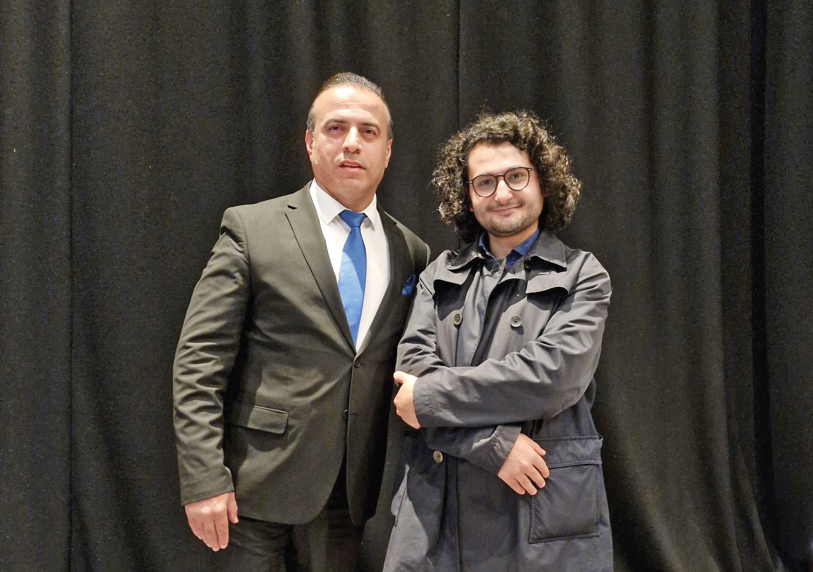 Mikro resimlerde başka bir hikâye var! Sanatçı Murat Uçar eserlerini milimetrelere sığdırıyor - 1. Resim