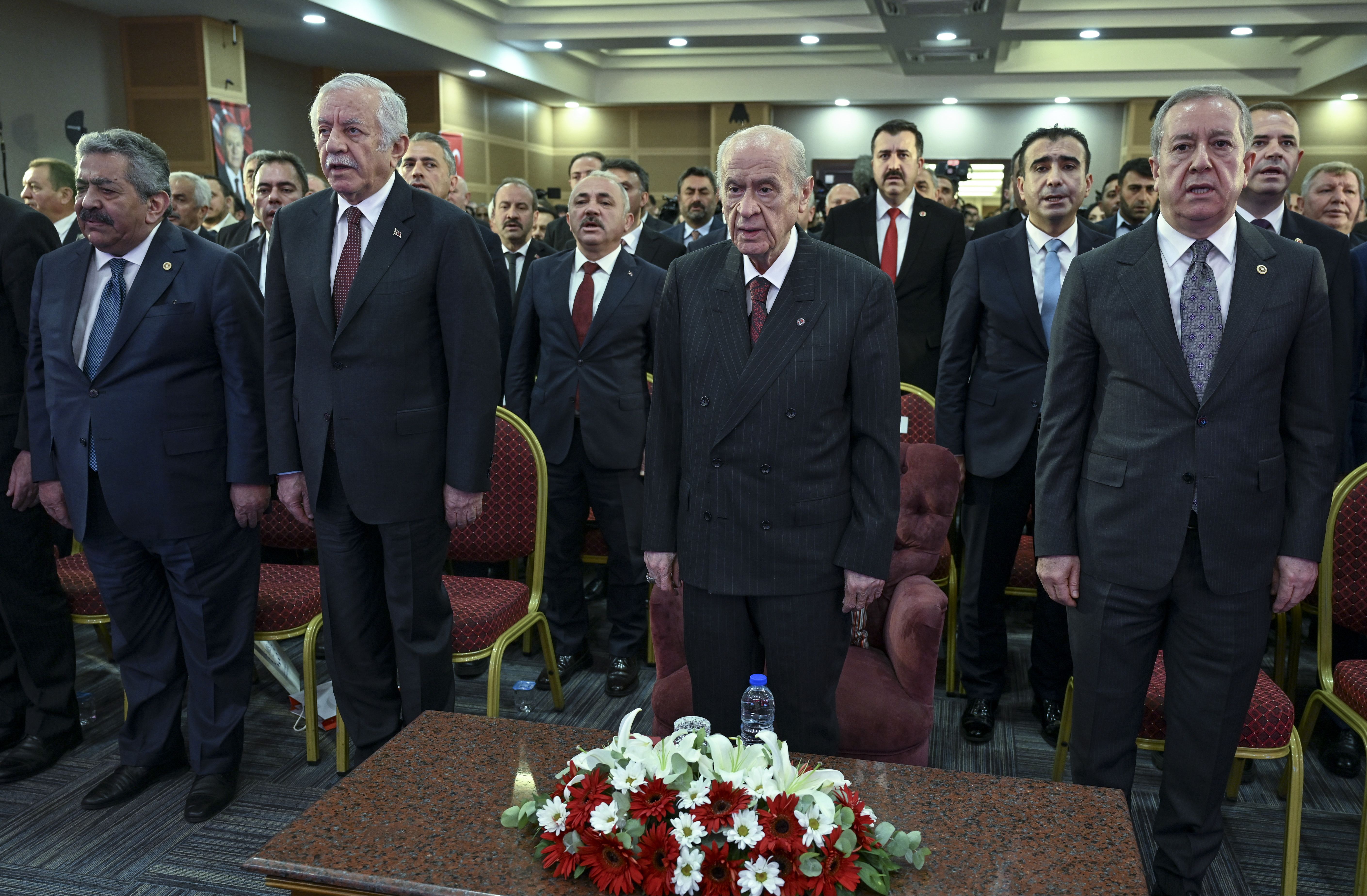 Bahçeli'den kumpas açıklaması: Cüret edenin başı ezilmeli Bahçeli'den kumpas açıklaması: Cüret edenin başı ezilmeli - 1. Resim
