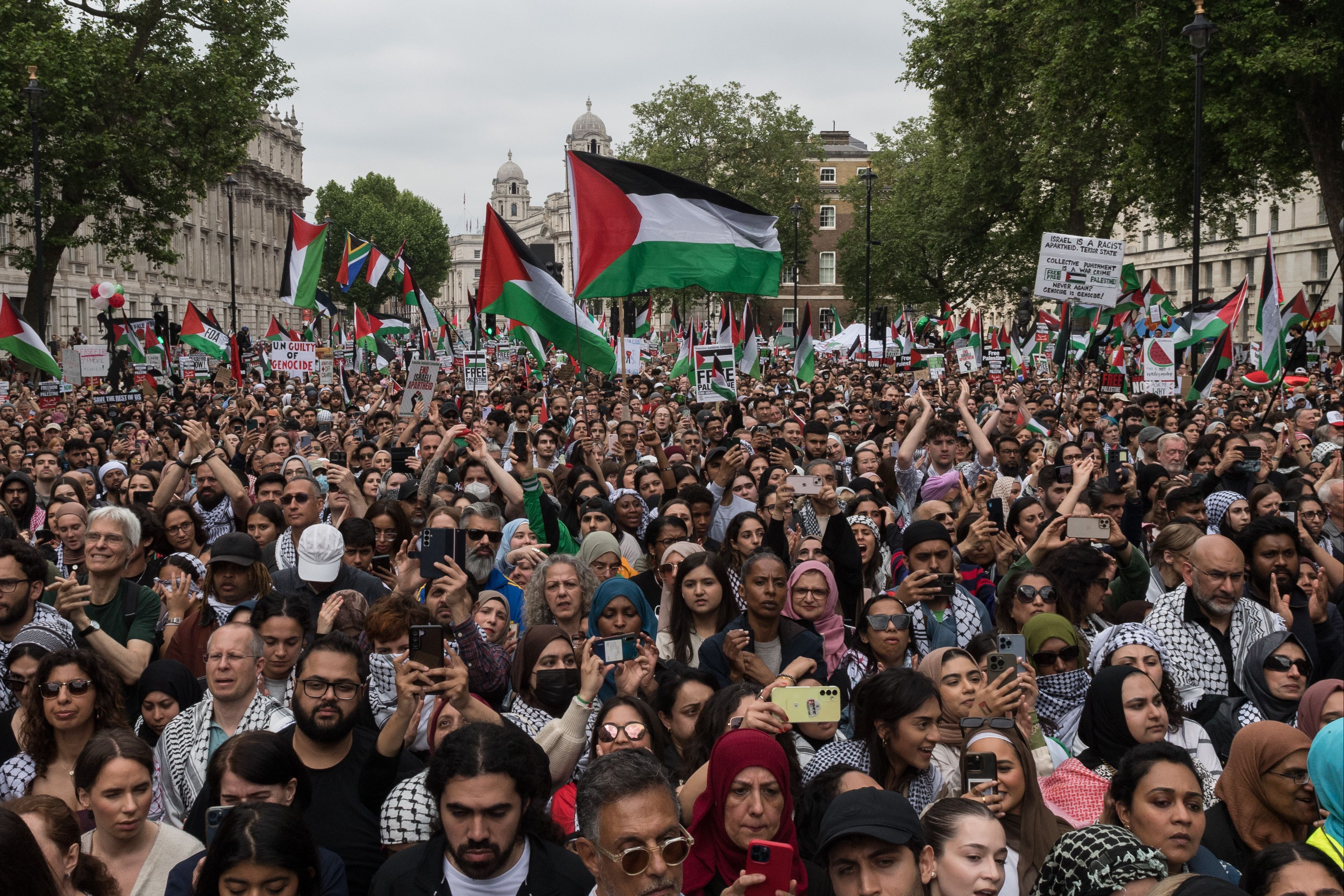 Dünya İsrail'e karşı kıyamda! Milyonlar, Nekbe'nin 76. yılında Gazze için meydanları kuşattı Dünya İsrail'e karşı kıyamda! Milyonlar, Nekbe'nin 76. yılında Gazze için meydanları kuşattı - 2. Resim