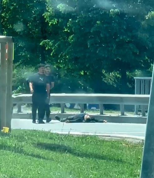 İstanbul'da trafikte silahlı kavga! Polis geniş güvenlik önlemi aldı, yaralılar var - 3. Resim