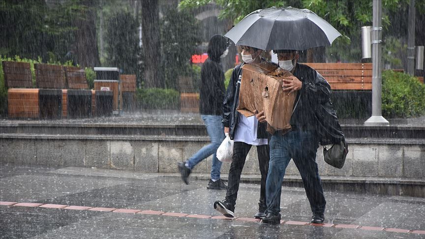 Meteoroloji'den 12 ilde sağanak yağış uyarısı! Alerjisi olanlar dikkat, toz taşınımı geri döndü Meteoroloji'den 12 ilde sağanak yağış uyarısı! Alerjisi olanlar dikkat, toz taşınımı geri döndü - 2. Resim