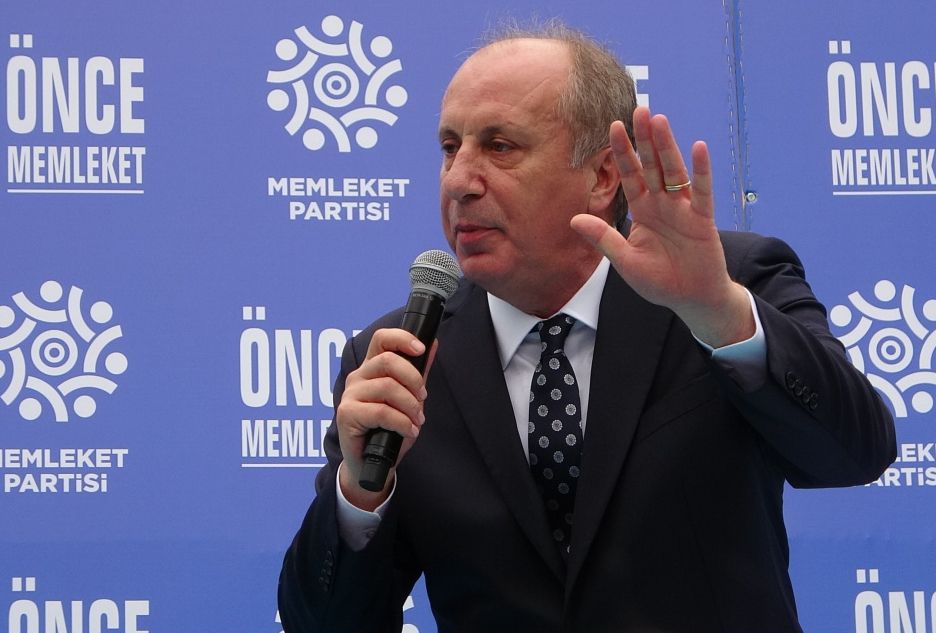 Muharrem İnce, Memleket Partisi Genel Merkezi'ni kapattı Muharrem İnce, Memleket Partisi Genel Merkezi'ni kapattı - 1. Resim