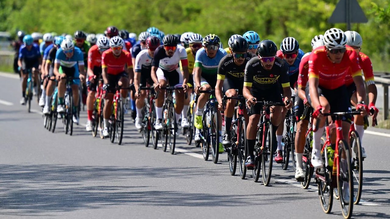 Tour of Sakarya" 2. etap yarışları yapıldı Tour of Sakarya" 2. etap yarışları yapıldı - 1. Resim