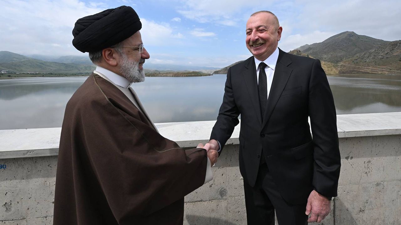 Azerbaycan ve İran sınırında Kız Kalesi ve Hudaferin barajları açıldı - 2. Resim