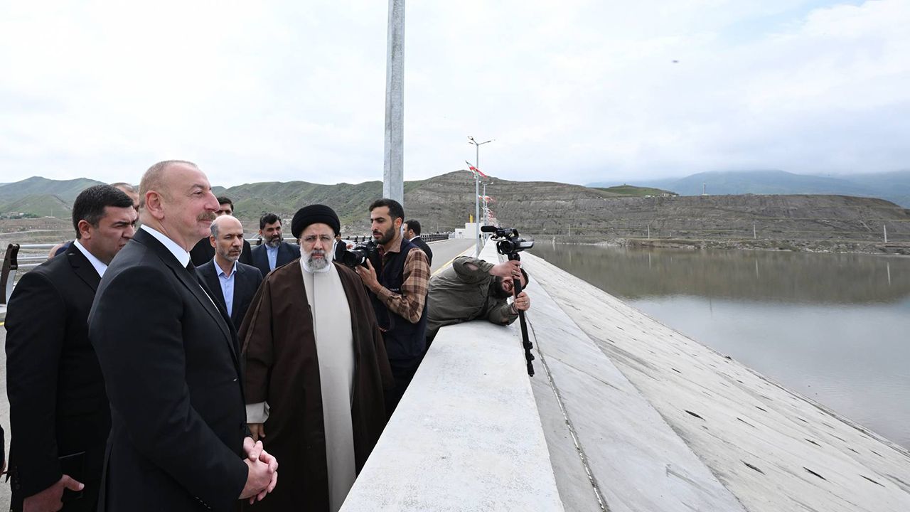 Azerbaycan ve İran sınırında Kız Kalesi ve Hudaferin barajları açıldı - 1. Resim