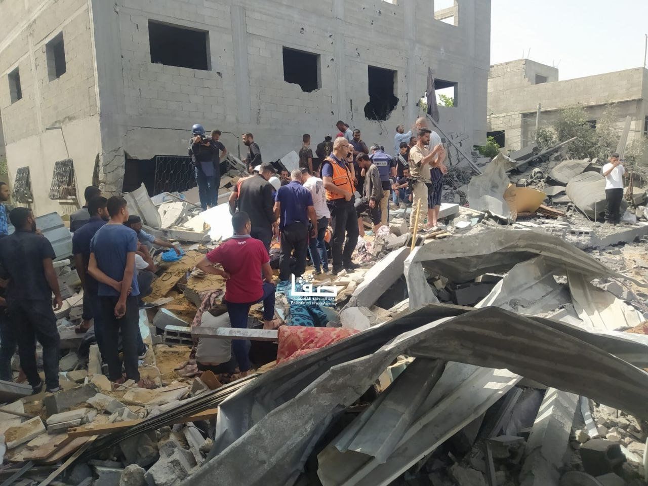 Tüm gözler İran'dayken İsrail katliam peşinde! Gazze yoğun bombardıman altında - 1. Resim