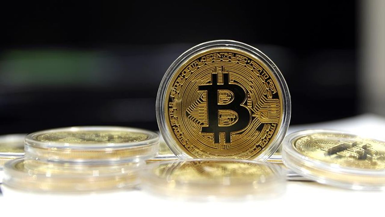 Bitcoin 1 ayın zirvesinde! Para girişine dikkat…
