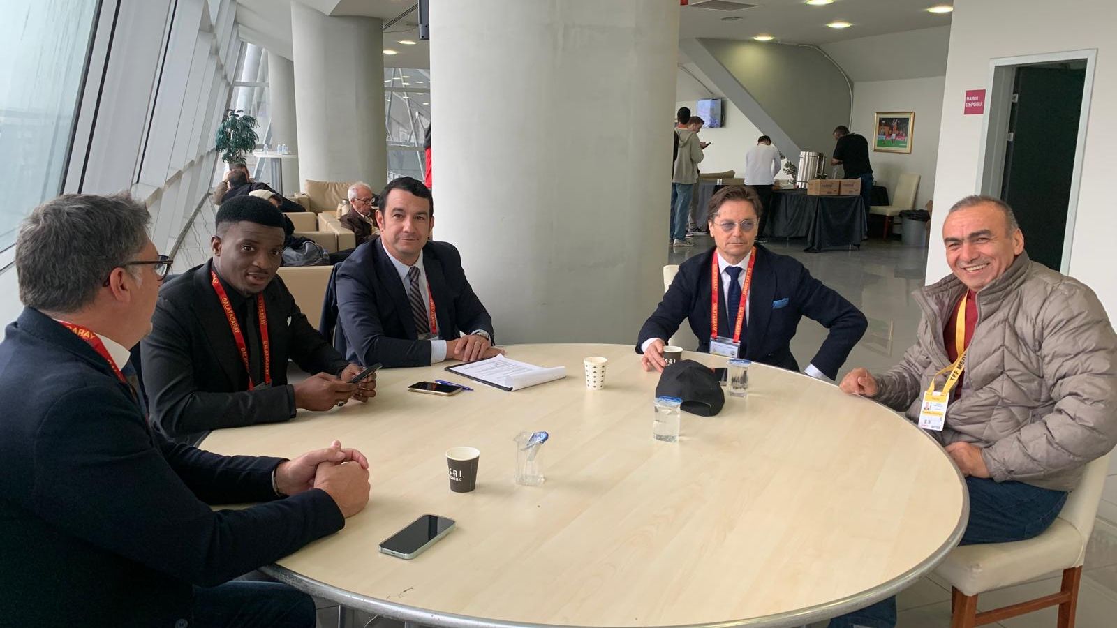 Fransız yorumcu Daniel Bravo'dan Türk futboluna büyük övgü! 'Arda dünyanın takibinde, Türkiye yarı final oynar' - 1. Resim